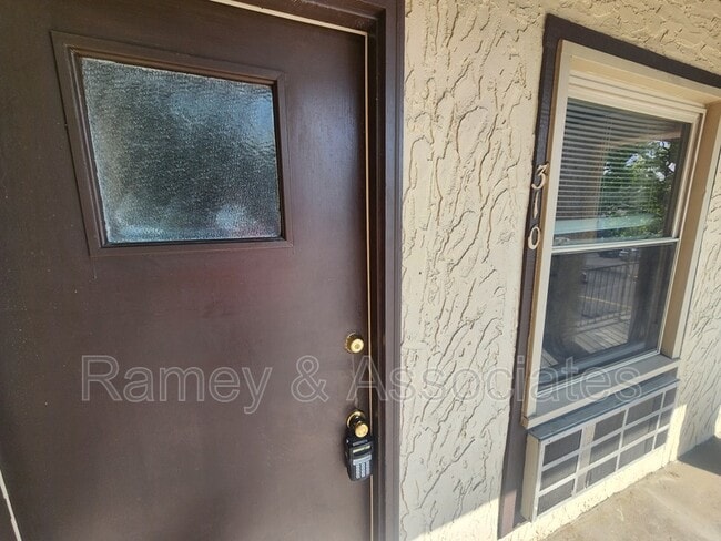 Photo - 4012 Dupont Cir Apartment