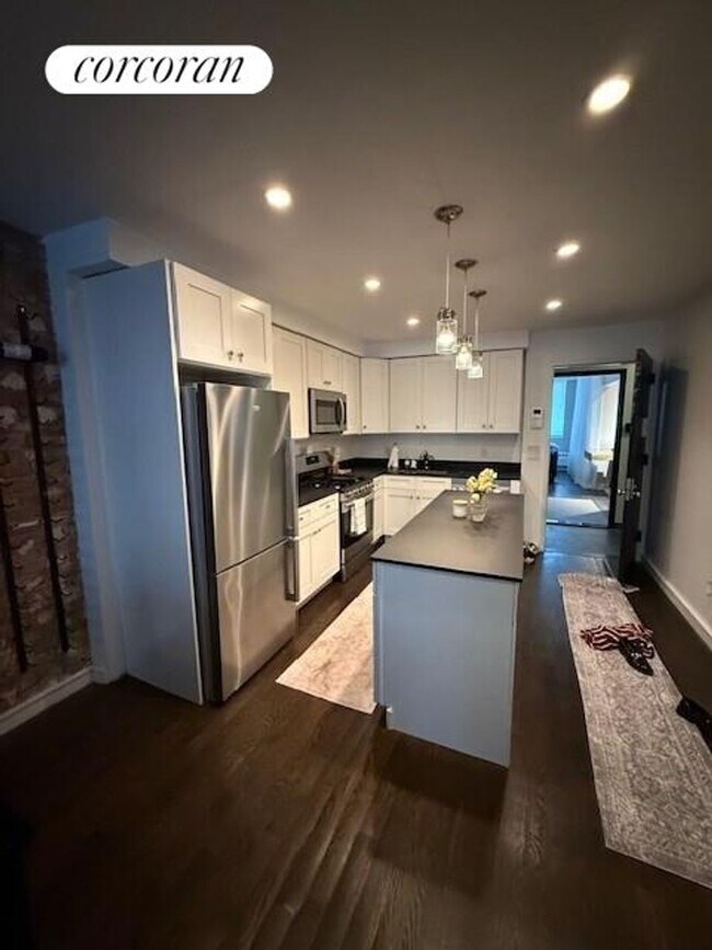 Foto del edificio - 123 E 18th St