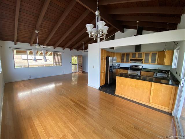 Building Photo - 817 Ekoa Pl