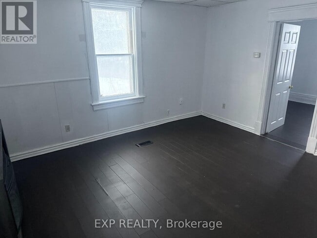 Building Photo - 4029 Hwy 6