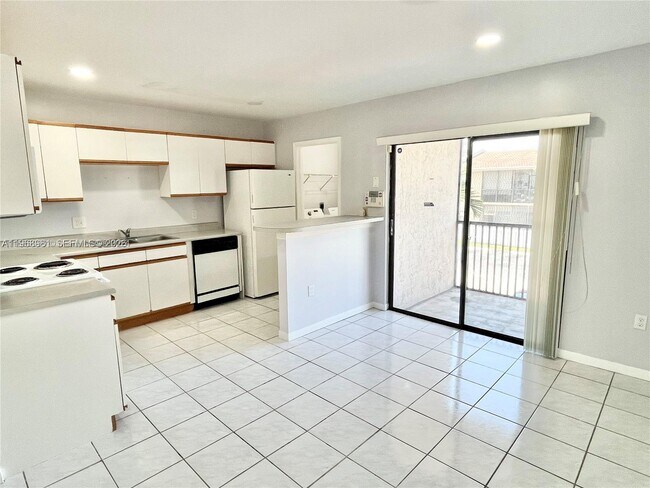 Foto del edificio - 10350 SW 220th St
