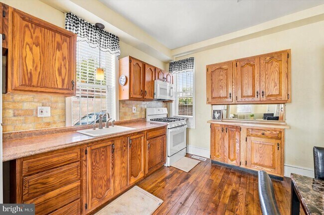 Foto del edificio - 3220 Jasper St