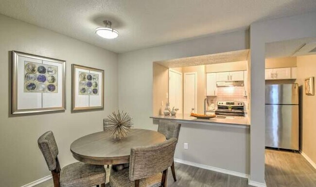 Foto del edificio - 2 bedroom in Dallas TX 75287