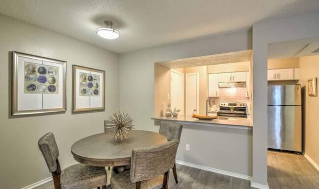 Building Photo - 2 bedroom in Dallas TX 75287