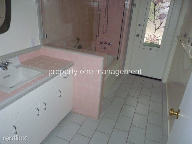Building Photo - 3 br, 2 bath House - 11 La Flecha Ln