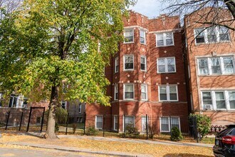Building Photo - 4707 N Troy St