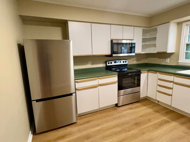 Foto del edificio - 923 Hampshire Ct