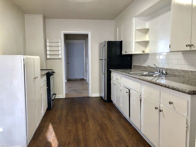 Building Photo - 2 br, 1 bath Duplex - 1620 South 9th Street