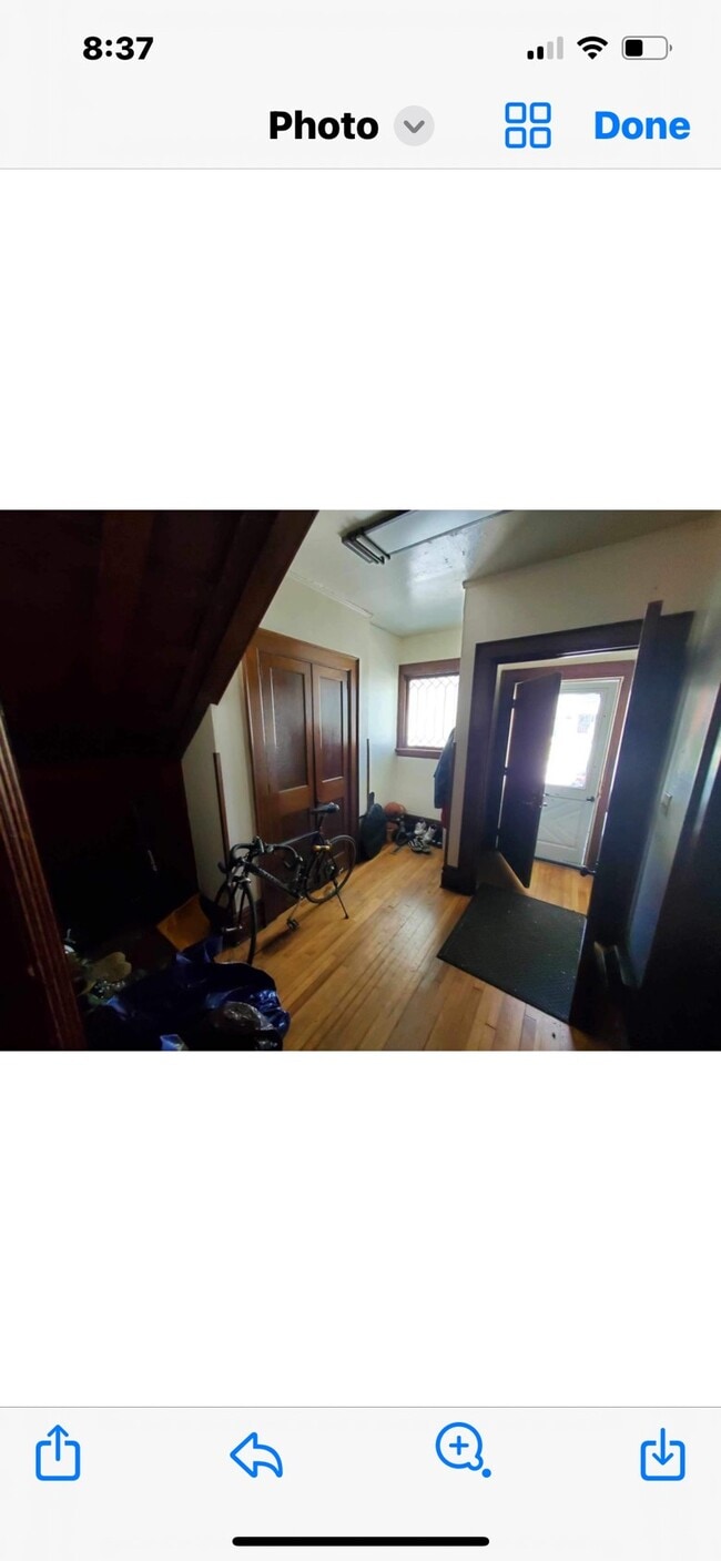 Building Photo - 949 Spaight St