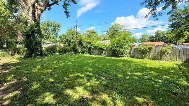 Building Photo - WEST SIDE 3 BEDROOM/ 1.5 BATH HOME AVAILABLE NOW!