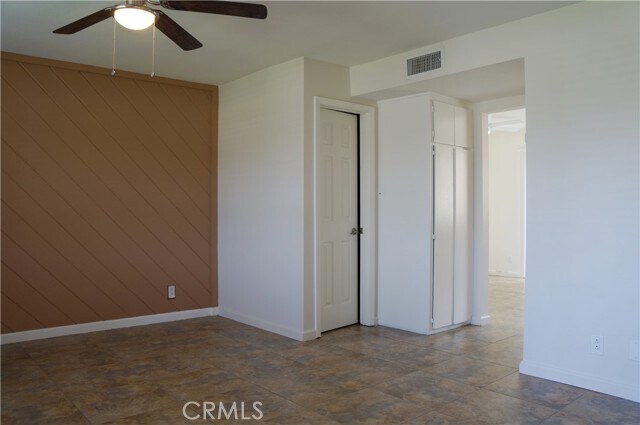 Foto del edificio - 10650 White Oak Dr