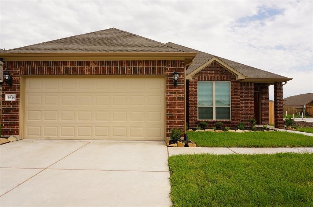 Primary Photo - 3635 Diamond Creek Dr
