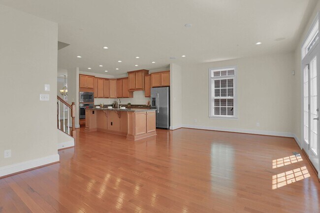 Building Photo - Luxury Living in Meadowvale – 4BR/3.5BA Duplex with Over 2,800 Sq Ft