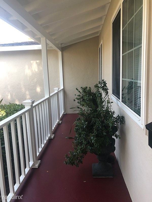 Building Photo - 3 br, 1 bath House - 2322 Tulip Road