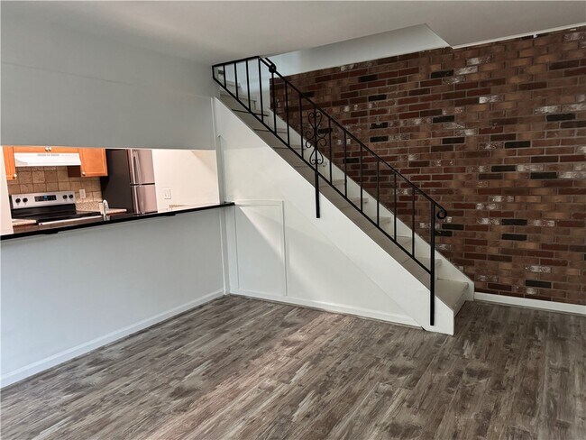 Foto del edificio - 136 Milrace Dr