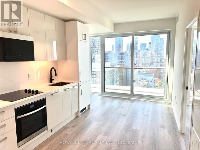 Photo du bâtiment - 280-2280 Dundas St W