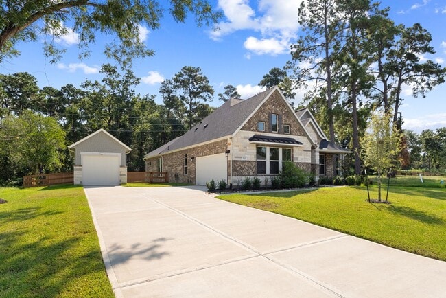 Building Photo - 522 Black Bronco Rd