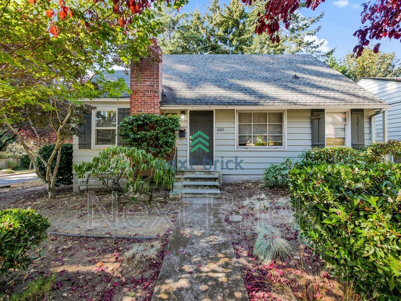 Foto principal - 6203 40th Ave NE