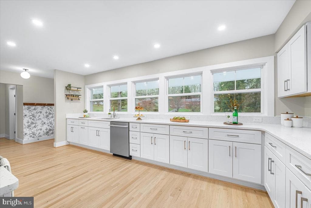 Foto principal - 901 Hobbs Dr