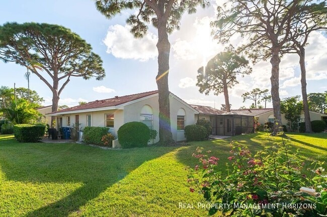 Building Photo - 2169 Pueblo Cir