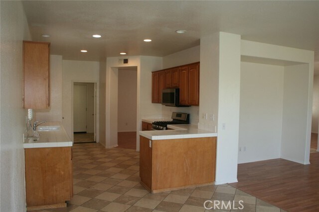 Building Photo - 33046 Canopy Ln