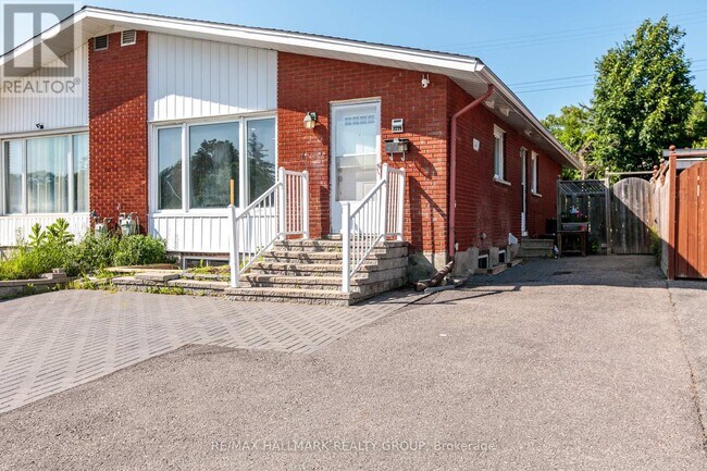 Building Photo - 1229 Maitland Ave