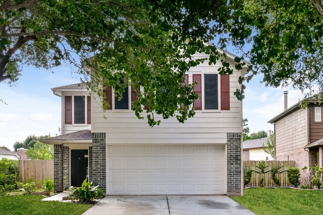 Building Photo - 9010 Walworth Dr