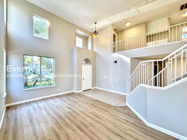 Foto del edificio - 2155 Begley Cir