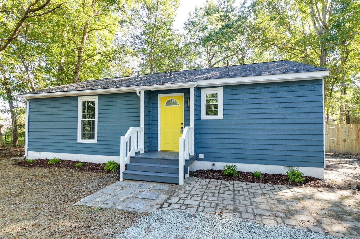 Primary Photo - 15909 Dockside Ct