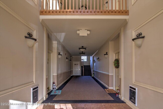 Building Photo - 526 St Andrews Pl
