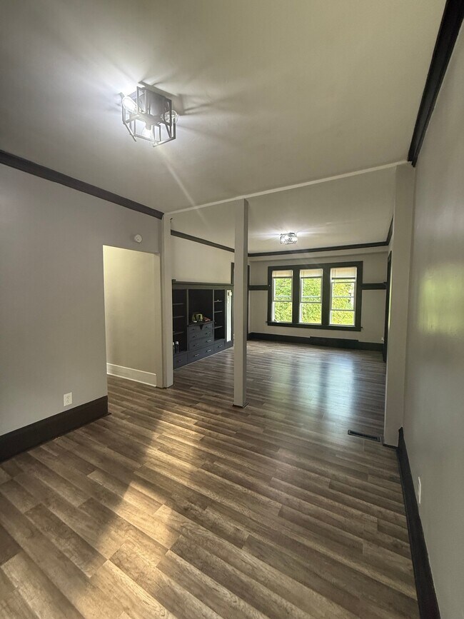 Foto del edificio - 436 W Burleigh St
