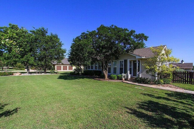 Building Photo - 1444 Bledsoe Road