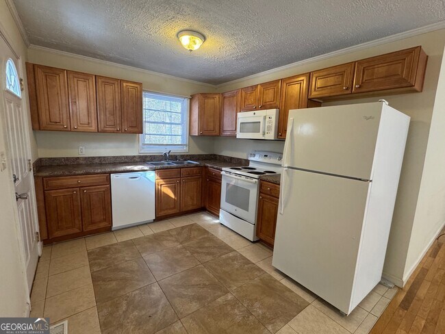 Foto del edificio - 2574 Wire Bridge Rd