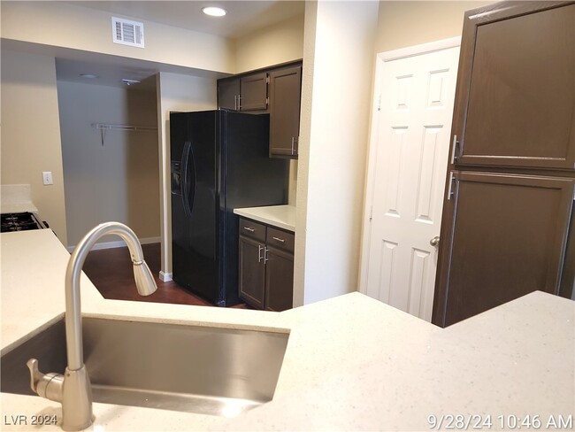 Building Photo - 2826 Shannon Cove Dr