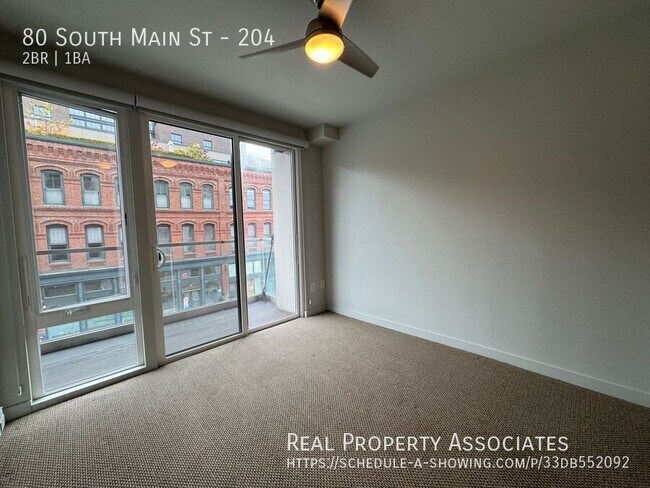 Foto del edificio - 80 South Main St