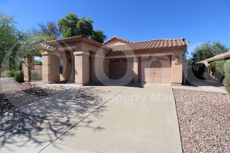 Foto principal - 3426 E Hopkins Rd