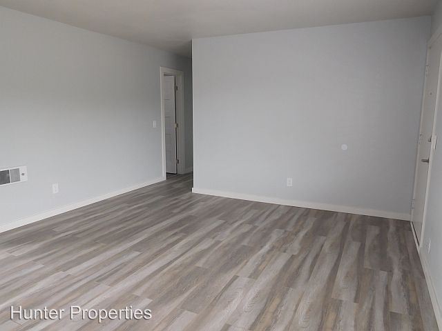 Building Photo - 2 br, 1 bath House - 1242-B Munevar Ct