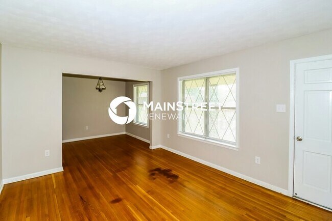 Building Photo - 3 Bedroom Pet-Friendly Home in Memphis, TN...