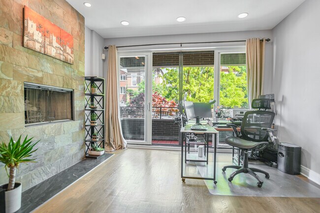 Foto del edificio - 1248 N Cleaver St
