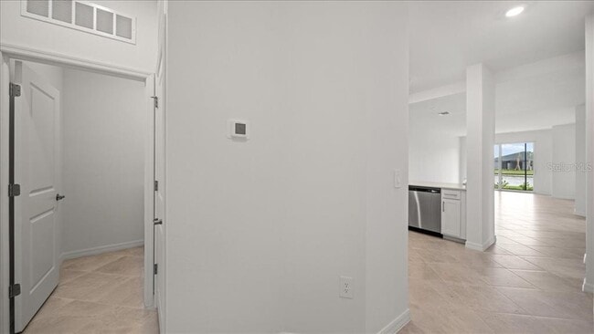 Foto del edificio - 14730 White Pearl Rd