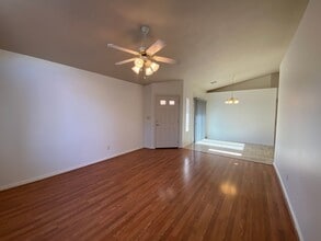 Building Photo - 783 W 2500 S
