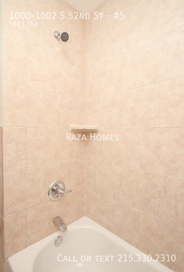 Building Photo - 1000-1002 S 52nd St-#5