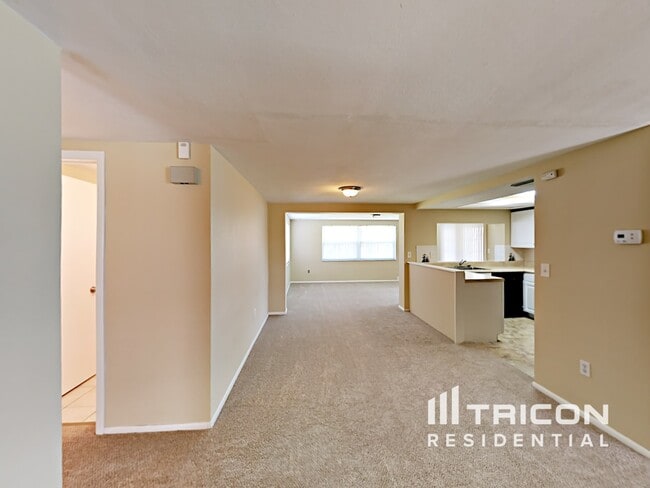 Building Photo - 3679 Rockaway Dr