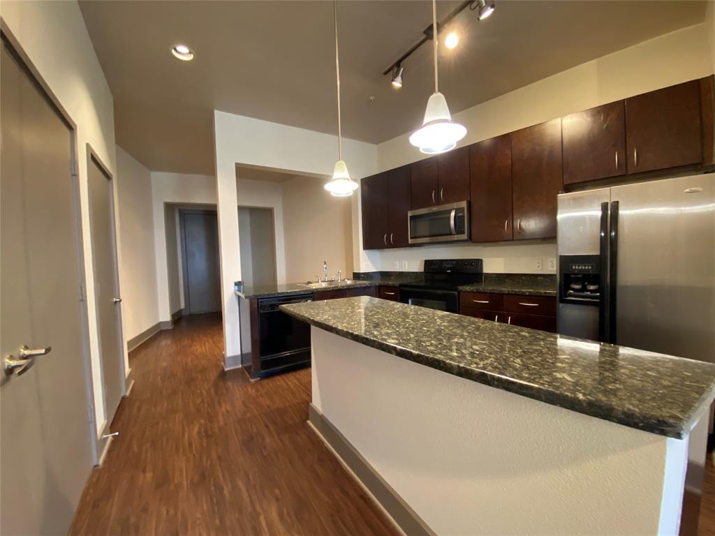 3616 Richmond Ave. Unit 1911, Houston, TX 77046 Condo for Rent in Houston, TX