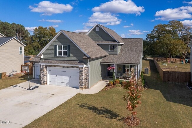 Building Photo - 26 Valleydale Dr