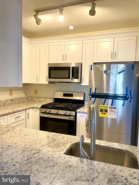 Foto principal - 20292 Beechwood Terrace