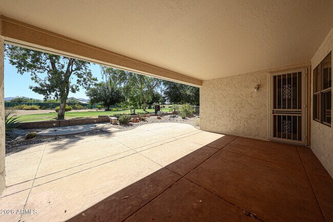 Building Photo - 17859 W Club Vista Dr