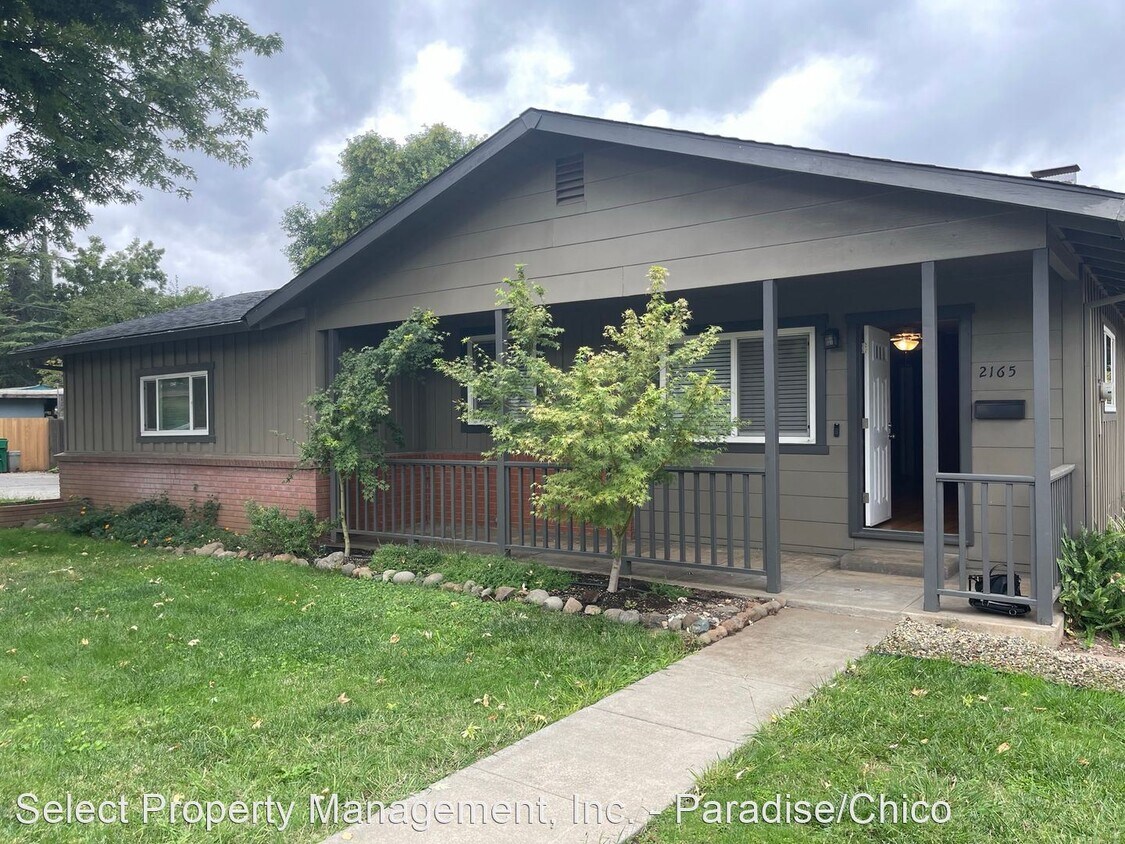 3 br, 2 bath House 2165 Mariposa Avenue House Rental in Chico, CA