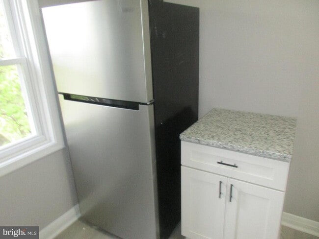 Building Photo - 2613 Fairview Ave