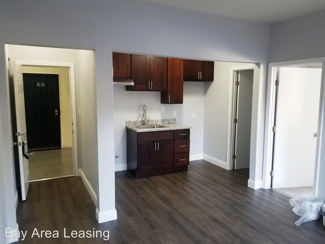 Foto del edificio - 629 E 19th St